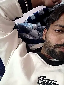 playboyz77 online show from November 20, 2025, 2:40 pm