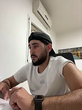 luffykingofpirets online show from December 23, 2024, 9:27 am