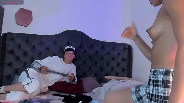 two milkyway online show from April 18, 2026, 12:02 am