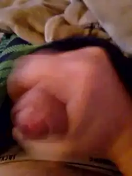 Snapshot of MaxiFabry chatting on November 3, 2025, 10:02 pm MaxiFabry online show from November 3, 2025, 10:02 pm