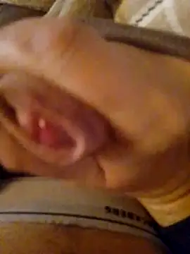 Snapshot of MaxiFabry chatting on October 28, 2025, 9:25 pm MaxiFabry online show from October 28, 2025, 9:25 pm