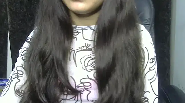 Snapshot of Rashika-oberai chatting on December 27, 2024, 6:46 am Rashika-oberai online show from December 27, 2024, 6:46 am