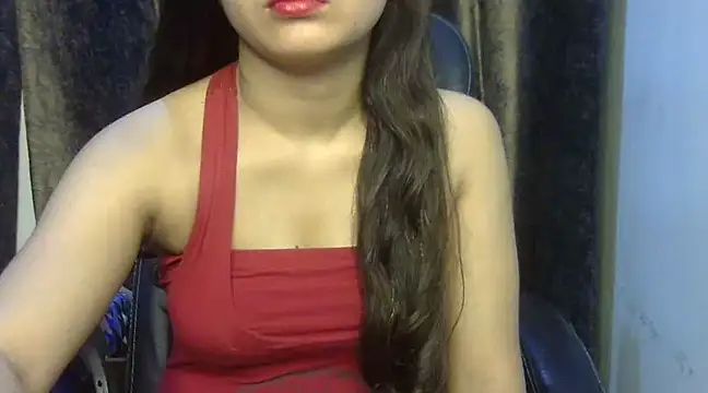 Snapshot of Rashika-oberai chatting on January 3, 2025, 5:17 am Rashika-oberai online show from January 3, 2025, 5:17 am