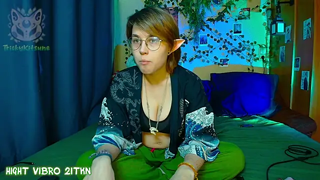 Snapshot of TrickyKitsune chatting on May 24, 2026, 3:56 pm TrickyKitsune online show from May 24, 2026, 3:56 pm