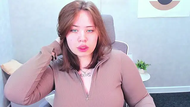 EricaElliott online show from May 23, 2026, 9:19 am