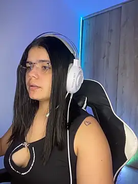 pretty angela1 online show from March 31, 2026, 1:07 am