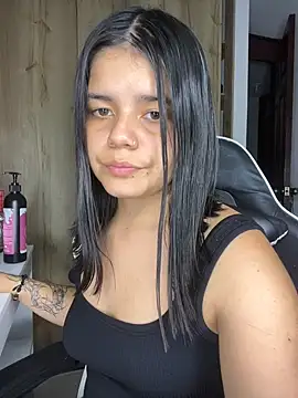 pretty angela1 online show from December 23, 2025, 5:40 am