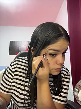 pretty angela1 online show from November 16, 2025, 10:57 pm