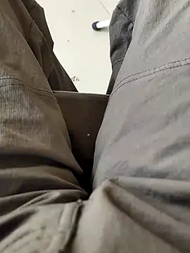 Snapshot of iamharryy chatting on January 6, 2026, 9:35 am iamharryy online show from January 6, 2026, 9:35 am