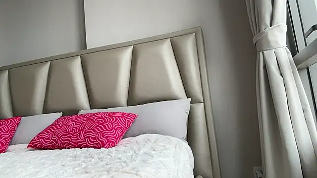 Snapshot of andthen69 chatting on January 20, 2025, 5:48 am andthen69 online show from January 20, 2025, 5:48 am