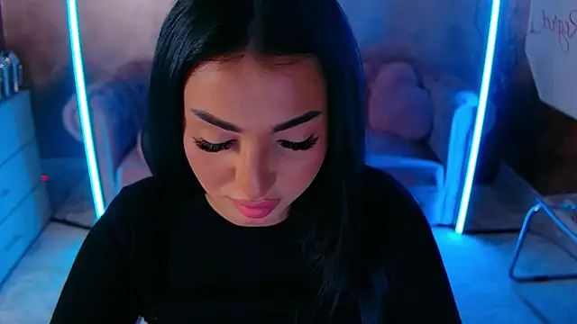 evanew  online show from October 19, 2025, 5:16 pm