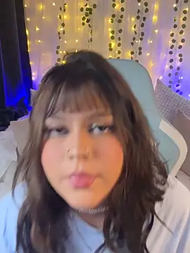 Snapshot of kath_kitty chatting on June 23, 2026, 2:31 am kath kitty online show from June 23, 2026, 2:31 am