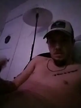 Snapshot of charmingHWC chatting on March 10, 2025, 5:33 am charmingHWC online show from March 10, 2025, 5:33 am