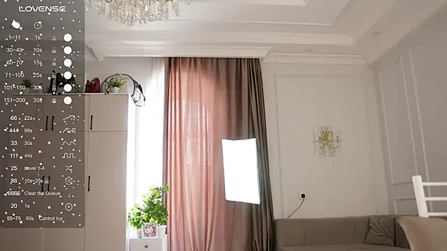 mysticsirenn online show from October 14, 2025, 3:29 am