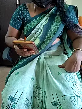 Snapshot of Tamil_roja69 chatting on November 25, 2025, 6:14 am Tamil roja69 online show from November 25, 2025, 6:14 am