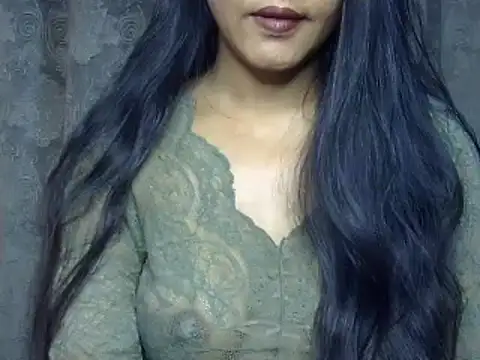 Snapshot of Anvesha_7 chatting on November 13, 2025, 5:50 pm Anvesha 7 online show from November 13, 2025, 5:50 pm