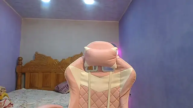 Coral0403 online show from February 2, 2026, 7:46 pm