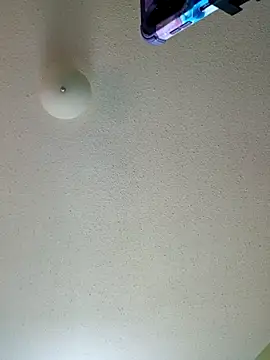 Snapshot of TheOneNOnlyHalfPint chatting on December 16, 2025, 4:22 pm TheOneNOnlyHalfPint online show from December 16, 2025, 4:22 pm