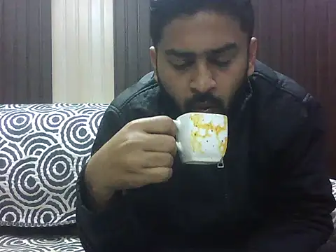 indihotguy online show from February 15, 2026, 10:03 am