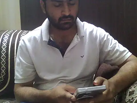 Snapshot of indihotguy chatting on May 7, 2026, 1:03 pm indihotguy online show from May 7, 2026, 1:03 pm