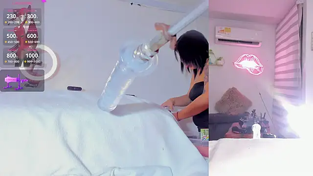 Maria Jones  online show from March 2, 2026, 2:34 am