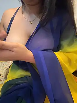 Snapshot of soumita chatting on October 10, 2025, 3:57 pm soumita online show from October 10, 2025, 3:57 pm