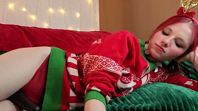 OhYumiYes online show from December 22, 2025, 9:04 pm