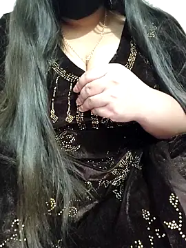 Snapshot of tanvihot2 chatting on November 27, 2025, 4:46 am tanvihot2 online show from November 27, 2025, 4:46 am