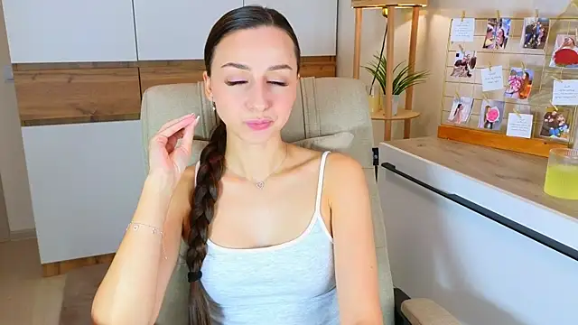 Snapshot of mellowness_ chatting on October 2, 2025, 11:35 am mellowness online show from October 2, 2025, 11:35 am