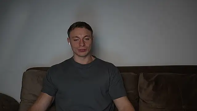 Snapshot of o_r_b_i_t chatting on February 19, 2026, 9:23 pm o r b i t online show from February 19, 2026, 9:23 pm