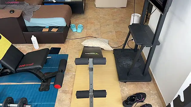 Snapshot of Asmodeuss666 chatting on February 5, 2025, 11:23 am Asmodeuss666 online show from February 5, 2025, 11:23 am