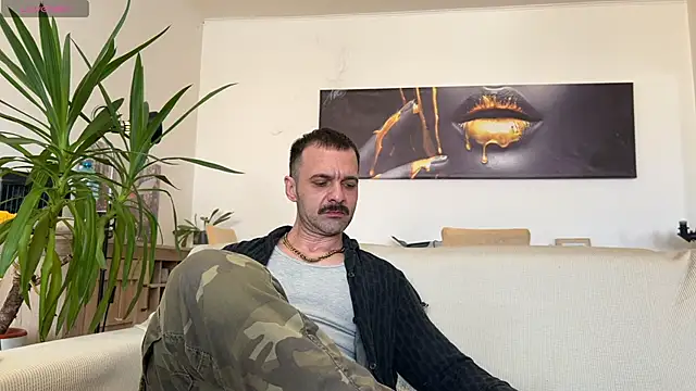 Snapshot of Asmodeuss666 chatting on February 25, 2025, 1:32 pm Asmodeuss666 online show from February 25, 2025, 1:32 pm