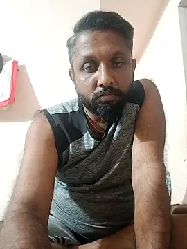 Snapshot of carria_homes chatting on February 22, 2025, 5:24 pm carria homes online show from February 22, 2025, 5:24 pm