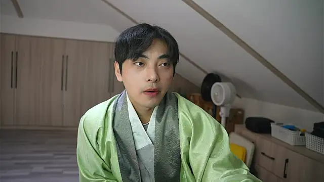 chinalover4199 online show from March 9, 2026, 2:26 am