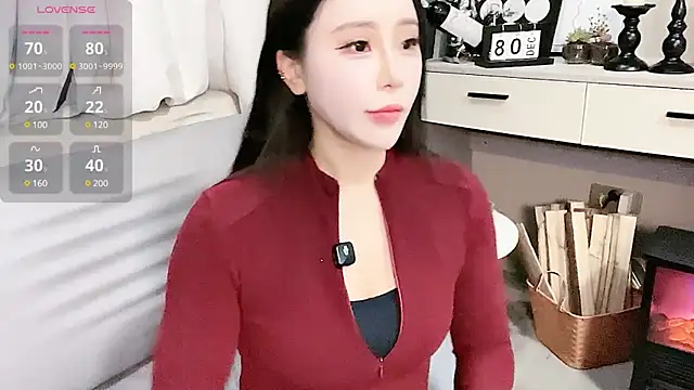 Snapshot of Caicai-a chatting on March 10, 2025, 2:05 pm Caicai-a online show from March 10, 2025, 2:05 pm