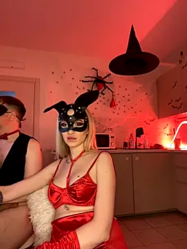 SOFYandMIKE online show from October 28, 2025, 6:29 pm