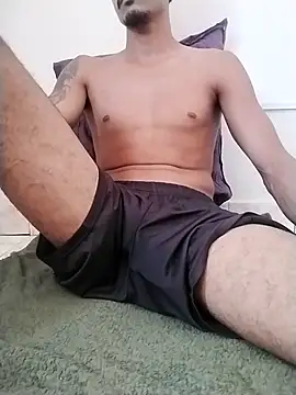 casalhot2533 online show from February 13, 2026, 2:50 pm