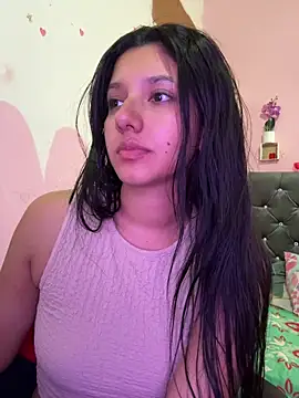 Snapshot of emmariders2 chatting on October 11, 2025, 7:59 pm emmariders2 online show from October 11, 2025, 7:59 pm