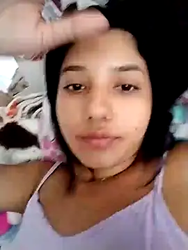 Snapshot of emmariders2 chatting on January 12, 2025, 11:39 am emmariders2 online show from January 12, 2025, 11:39 am