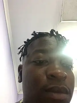 Redfucks333 online show from December 2, 2025, 2:19 pm