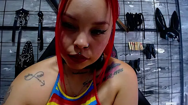 Snapshot of Alana_Roth chatting on November 26, 2025, 7:36 pm Alana Roth online show from November 26, 2025, 7:36 pm