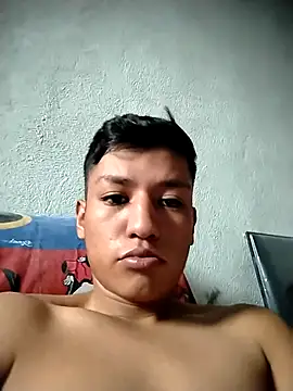 Snapshot of MartzJJ chatting on October 28, 2025, 9:36 pm MartzJJ online show from October 28, 2025, 9:36 pm