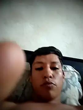 Snapshot of MartzJJ chatting on October 2, 2025, 3:21 am MartzJJ online show from October 2, 2025, 3:21 am