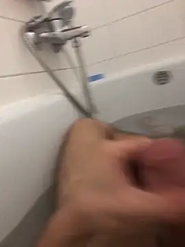 tomasek28 online show from January 27, 2025, 6:09 pm