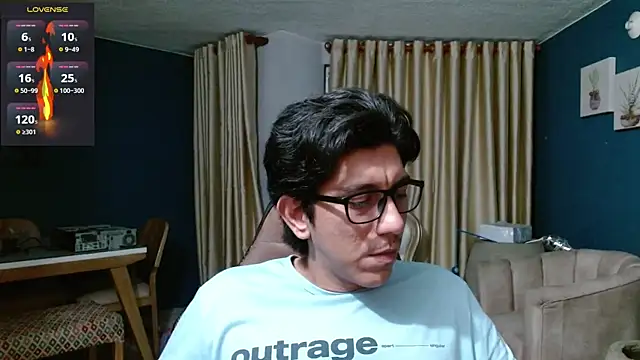 Snapshot of Noah-cock chatting on July 15, 2026, 3:02 am Noah-cock online show from July 15, 2026, 3:02 am