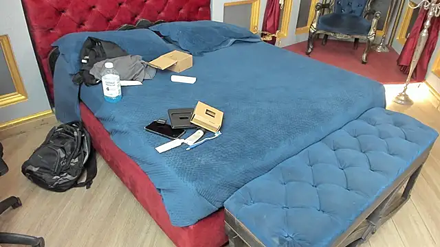 MarcoVitto online show from December 4, 2025, 11:53 am