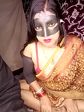 Hot muskaan online show from February 5, 2026, 7:10 pm