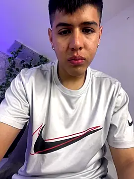 Angel Khouri online show from October 7, 2025, 4:02 am