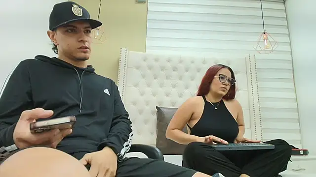 Snapshot of DAVID_VICTORIAA chatting on November 13, 2025, 12:53 pm DAVID VICTORIAA online show from November 13, 2025, 12:53 pm