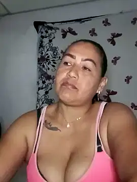 Snapshot of Abigail_BigTits chatting on February 18, 2025, 2:38 am Abigail BigTits online show from February 18, 2025, 2:38 am